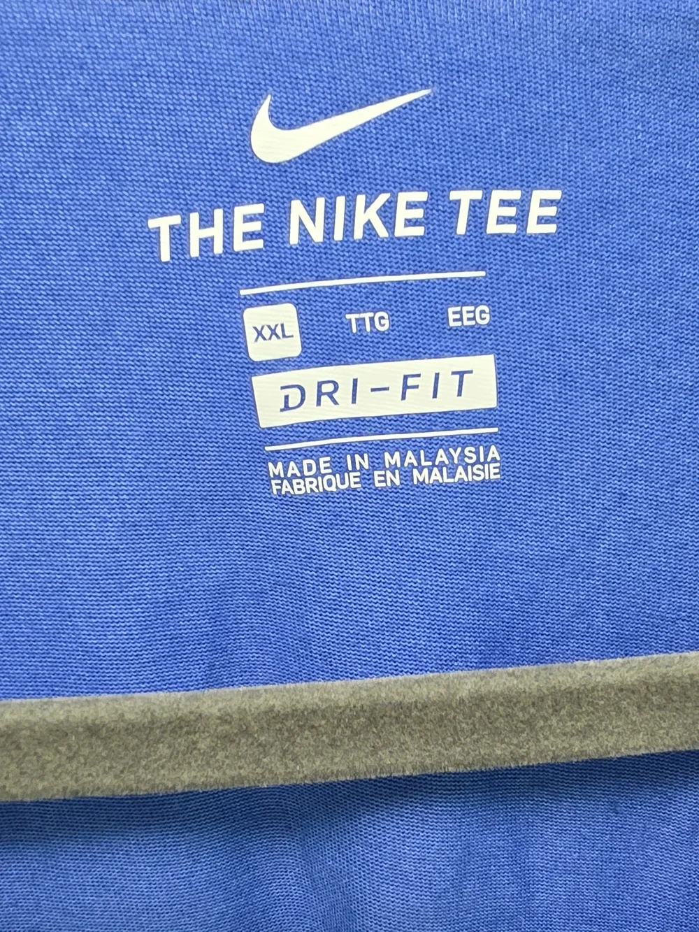 Nike Men’s Short Sleeve Crew Tee in Royal Blue with White Swoosh